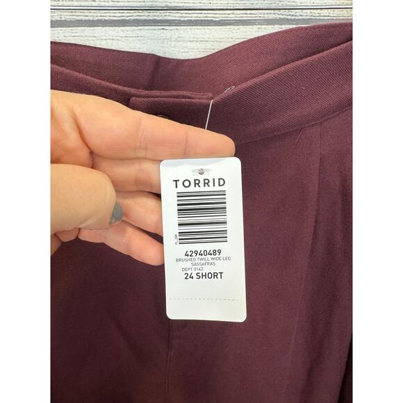 Torrid Plus Size Burgundy Brushed Twill Wide Leg Pants Size 24 Short - Picture 6 of 8